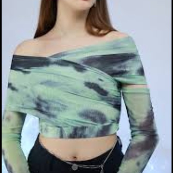 Into your galaxy two way mesh top - Picture 1 of 3